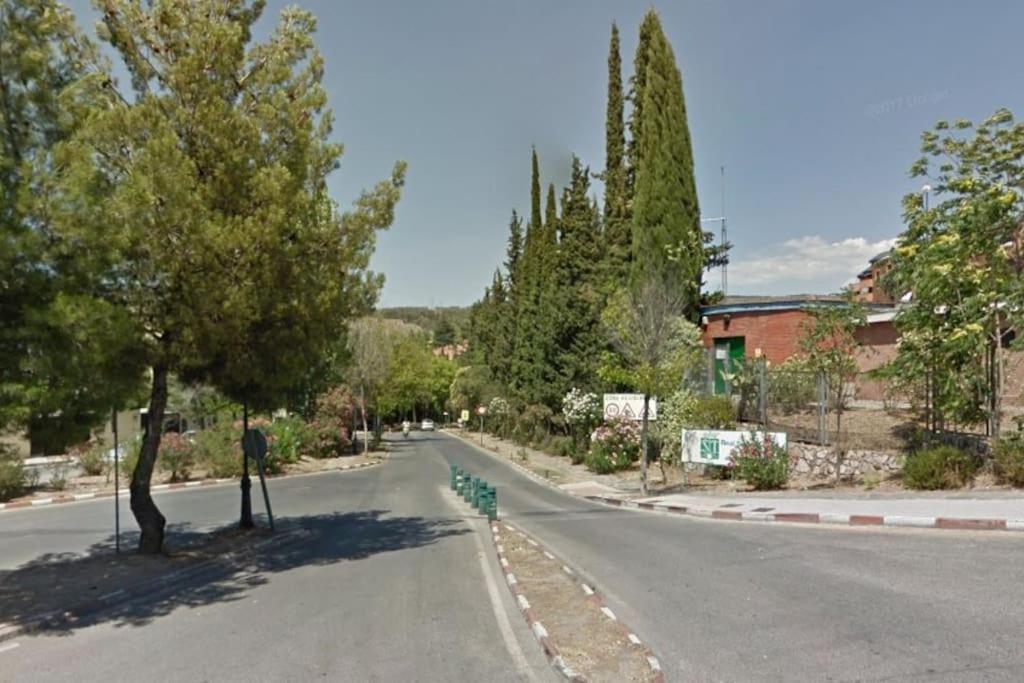 Ferienwohnung Estudio En Serrallo, Perfecto Alhambra Y Esqui Granada Exterior foto